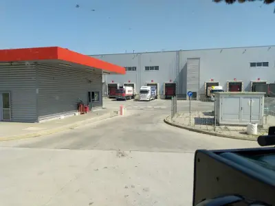 Логистична база "ФАНТАСТИКО"
