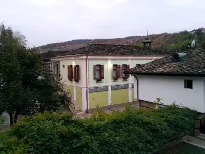 Хотел Вароша