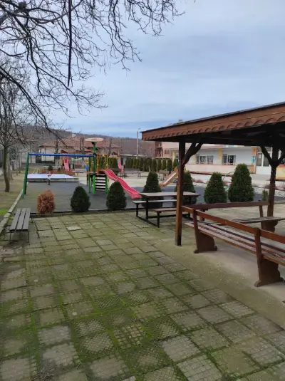 ДЕТСКА ГРАДИНА ДЕТСКИ СВЯТ (ДГ)