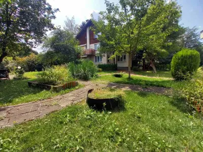 Casa dei bambini Монтесори детска градина "Къща на децата"