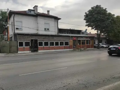 Грил стоп - скара на дървени въглища