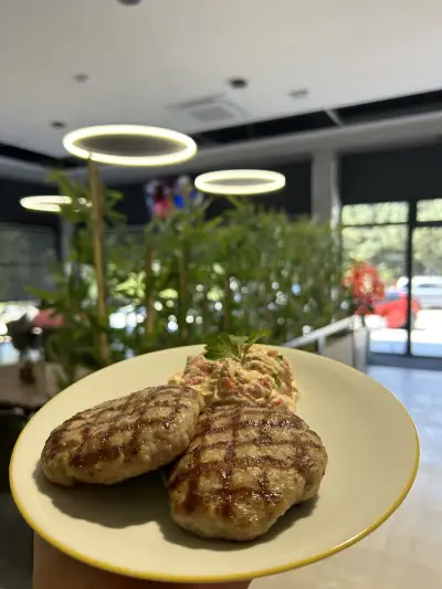 La Grande Fast Food & Restaurant