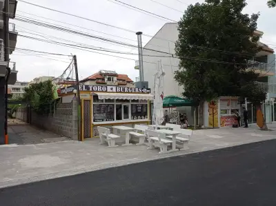 El Toro Burgers