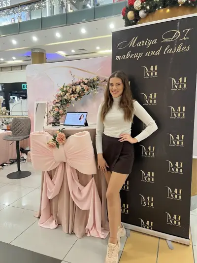 Грим и мигли by Mariya DI Makeup and Lashes (Обучения за гримьори и Лаш стилисти)