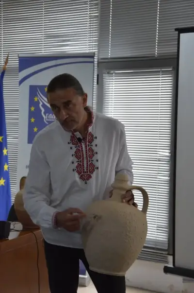 Керамика Зари