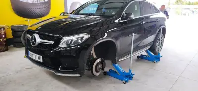 premio Транскар - Влади / tyre service