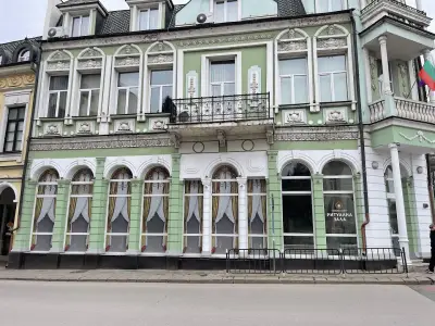 Брокер Инс