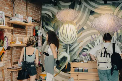 Draka gift shop - cool stuff and art