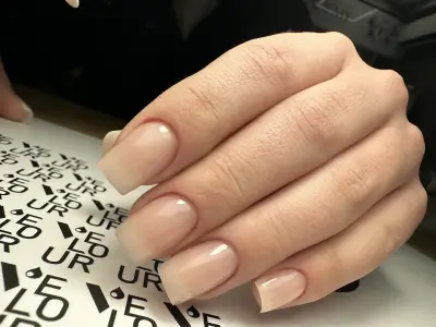 Budinov nails