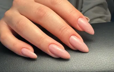 Budinov nails