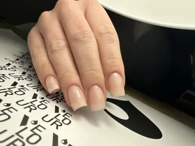 Budinov nails