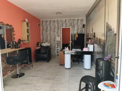 Масаж Desi Relax фризьорски салон Angel's маникюр