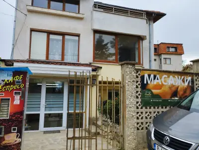 INI Massage Studio