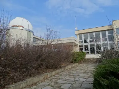 Астрономическа обсерватория Славей Златев