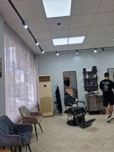 TOP CUTS Barbershop