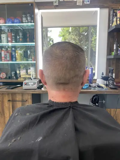 Barbershop On The Corner Chernomorets