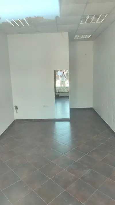 Barber Shop Bansko Бръснарски Салон ул. Пирин 34