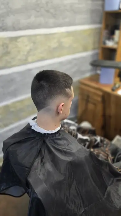 Barber Shop Bansko Бръснарски Салон ул. Пирин 34