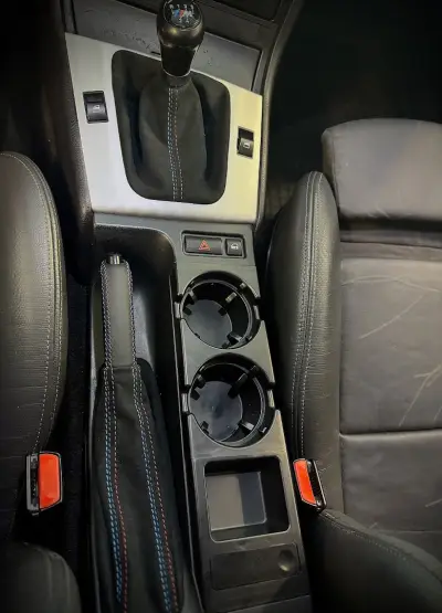Башов Автотапицер - Autointerior Bashov - Автоинтериорни детайли