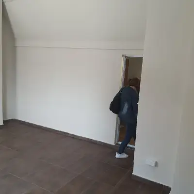 Плод и зеленчук Неви и Миро