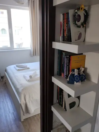 Happy Apartment & Free Breakfast - Mladost
