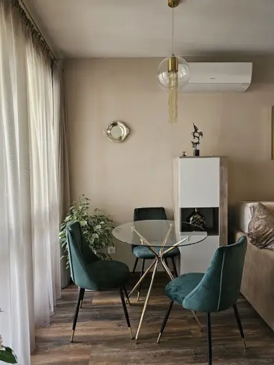 Bright Inn - Holiday & Business Apartment