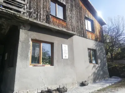 Хижа "Mинзухар"