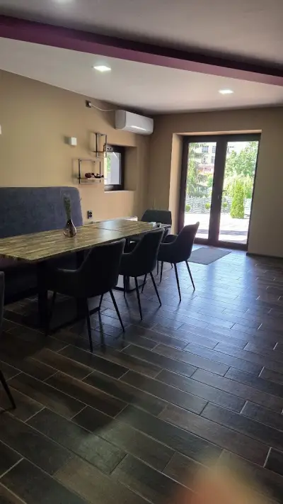 Hotel 17