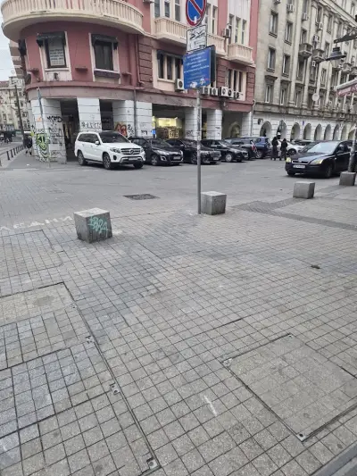 Площад Гарибалди