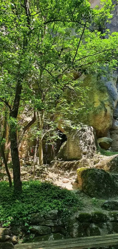 13. Голямата пещера