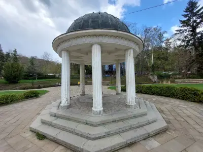 Ротондата в Банкя