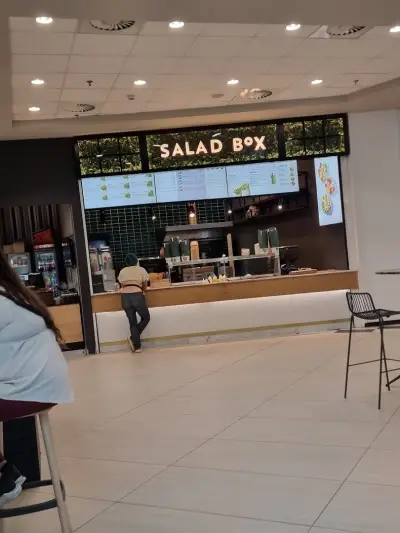 SALAD BOX THE MALL