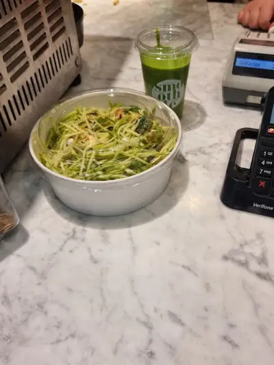 SALAD BOX THE MALL