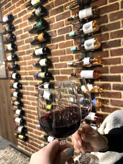 wine & bar Le Vine