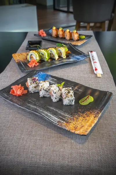 Highlife - Sushi Bar & Dinner