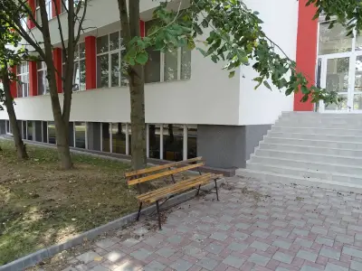 СУ "П. Р. Славейков"