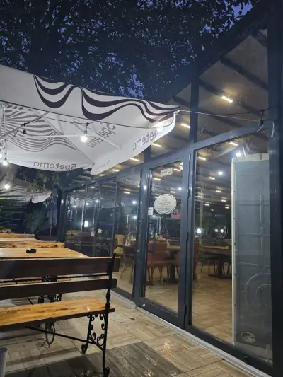 Pizza "Stick House" І Пицария І Ресторант І Момчилград