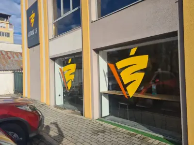 Gyros13