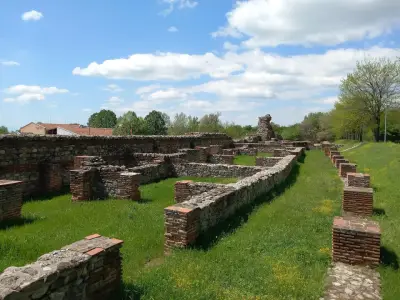 Южна крепостна порта (Камилите)