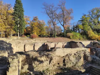 Южна крепостна порта (Камилите)