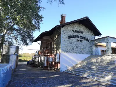 ВИНАРНА МАЛКАТА ЗВЕЗДА