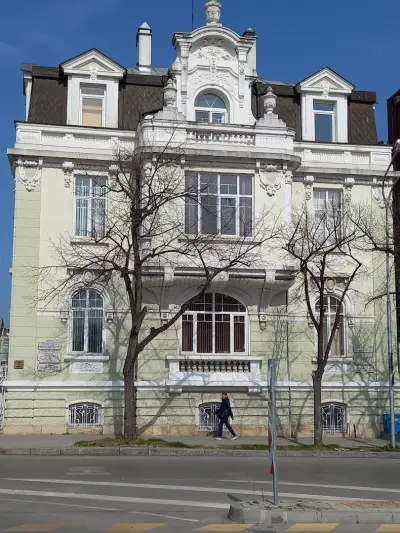 Народно читалище „Варненски будители“