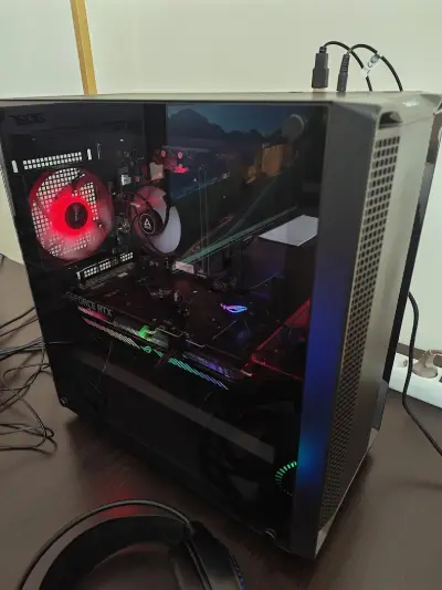 PC Center - Компютърен Магазин