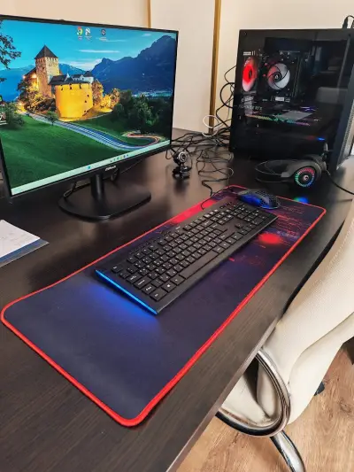 PC Center - Компютърен Магазин
