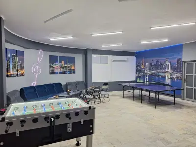 Opal party room