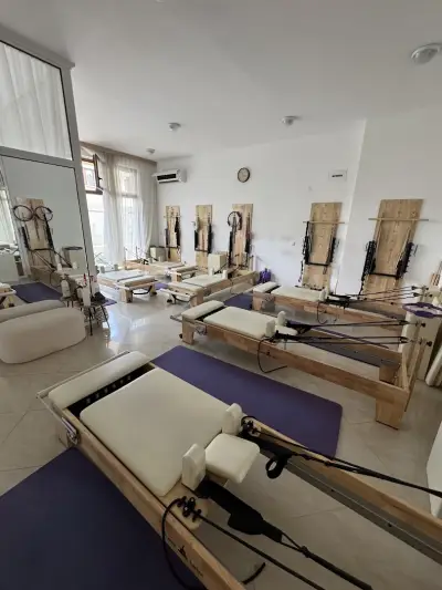 PL - Physiotherapy & Pilates Reformer Studio