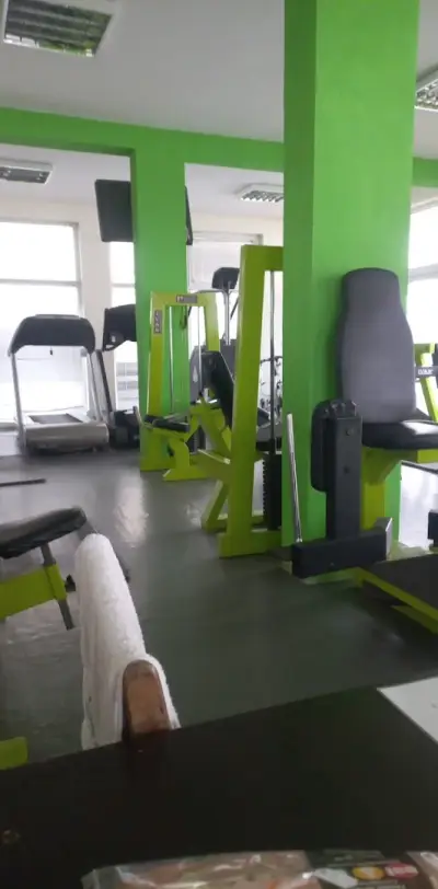 gym 'atlethic' fitness