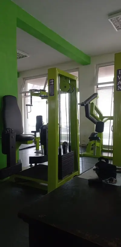 gym 'atlethic' fitness