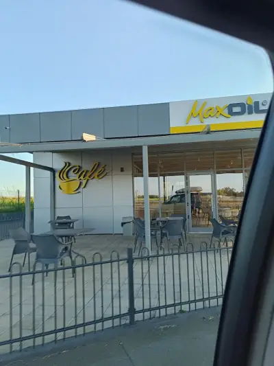 MaxOil Бензиностанция Поморие