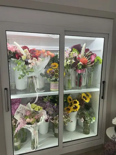 Isabels Flower | Доставка на цветя, подаръци във Варна